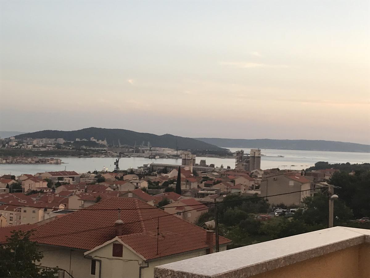 Apartman Mig Solin Luaran gambar