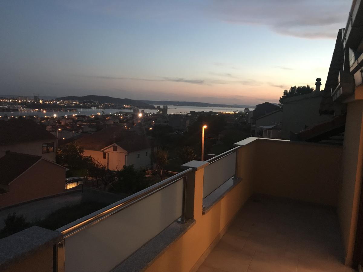 Apartman Mig Solin Luaran gambar