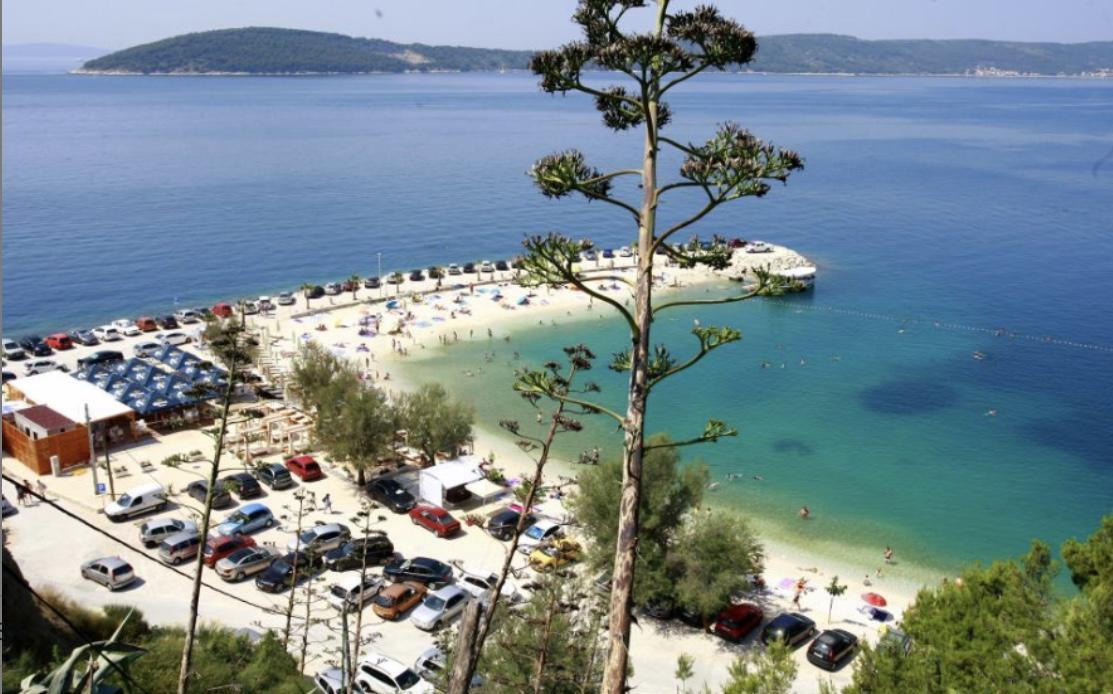 Apartman Mig Solin Luaran gambar