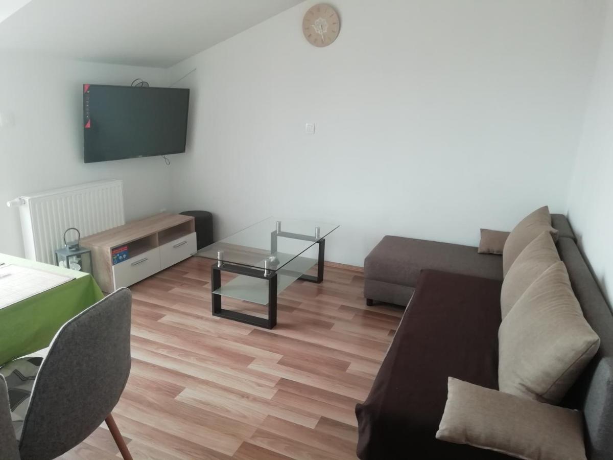 Apartman Mig Solin Luaran gambar